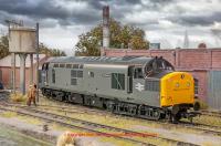 35-311 Bachmann Class 37/0 Diesel Loco number 37 262 'Dounreay' in BR Engineers Grey livery